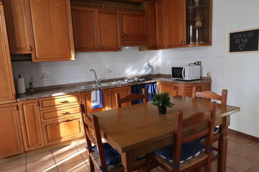 Casa Rene: Appartamento In Franciacorta Castegnato Exterior foto